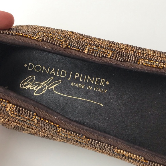 Donald J. Pliner Hasin Beaded Flats Sz 9.5 Narrow - Picture 5 of 8